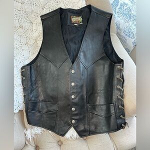 Vintage black leather motorcycle biker vest, men’s Large